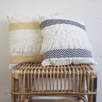 Pack 2 almofadas decorativas com franjas