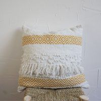 Pack 2 almofadas decorativas com franjas