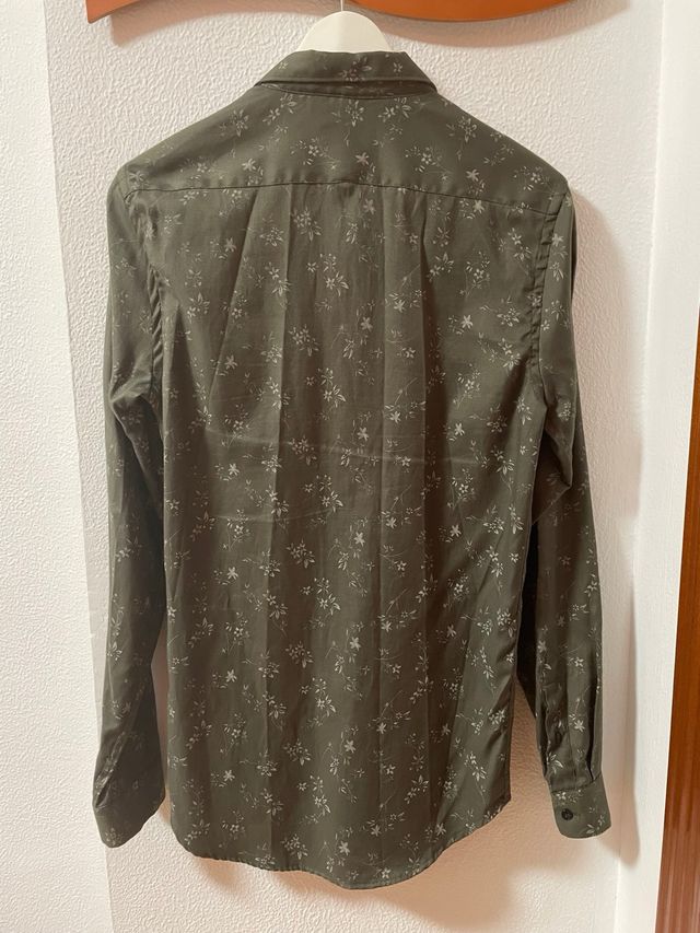 Camisa Zara flores verde S/36/8