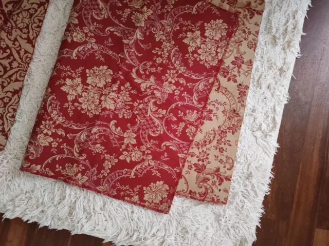 2 Telas de tapicería con estampado floral