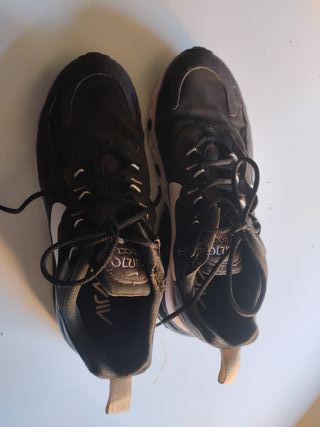 Nike Air Max 270 Negro/Blanco