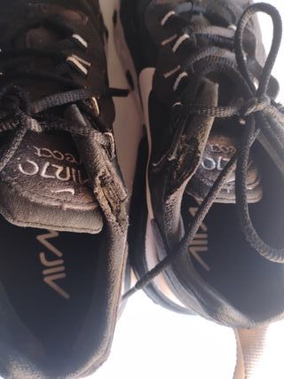 Nike Air Max 270 Negro/Blanco