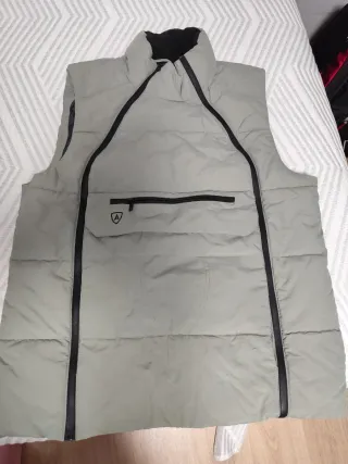 Chaleco acolchado gris