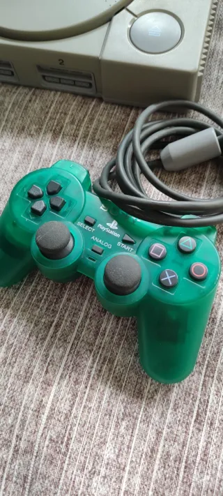 PlayStation 1 + 2 mandos