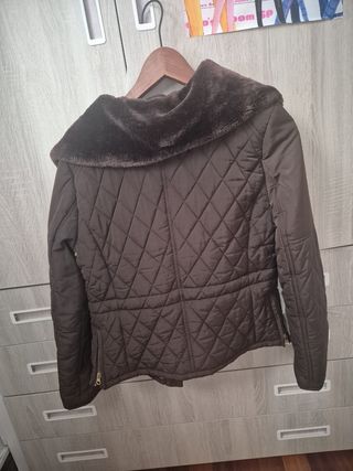 Cazadora acolchada mujer marrón