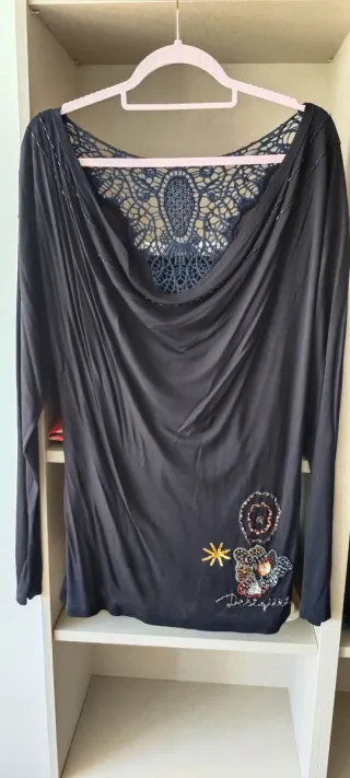 Camiseta Desigual Negra Talla M