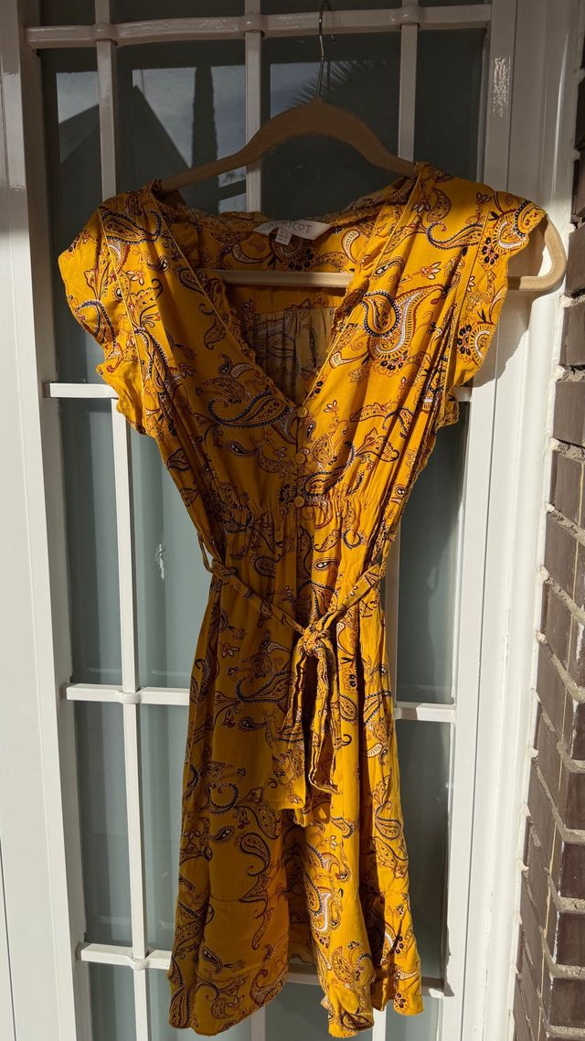 Vestido Apricot Amarillo Estampado Tamanho XS