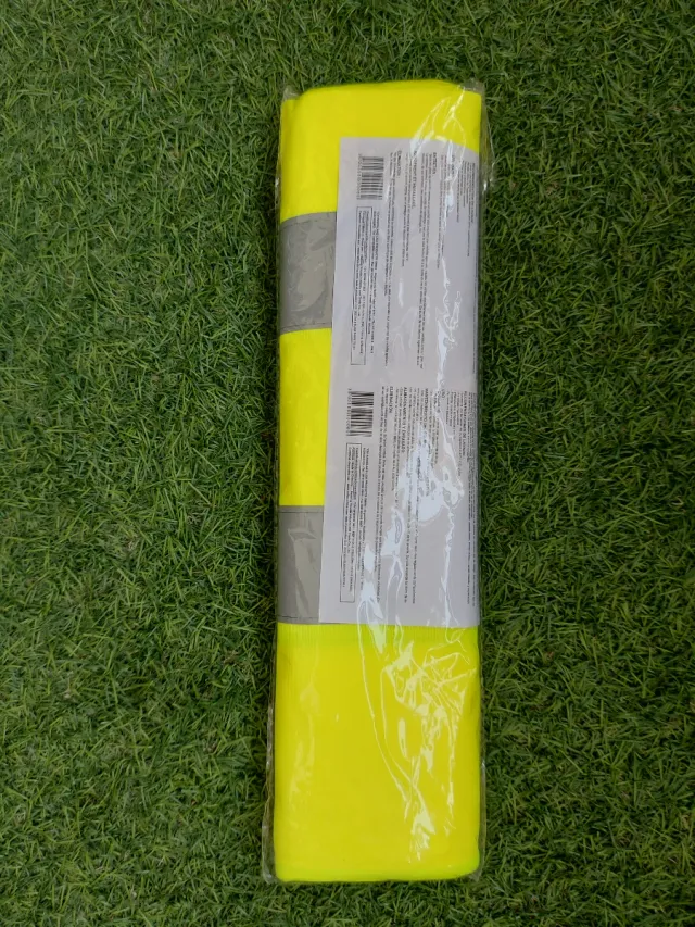 Nuevos! 4 Triángulos de Emergencia Coche + Chaleco