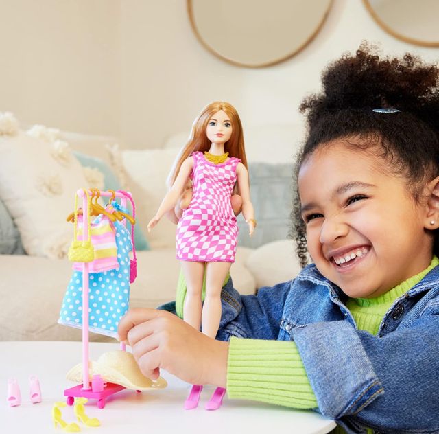 Barbie Estilista NUEVA SIN USAR