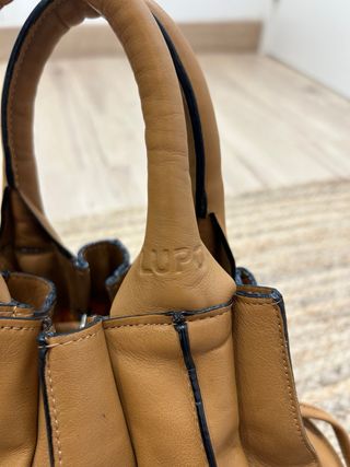 Bolso LUPO de cuero modelo acordeón