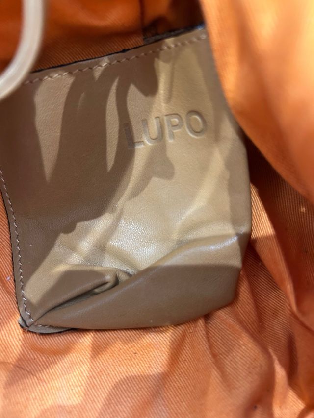 Bolso LUPO de cuero modelo acordeón