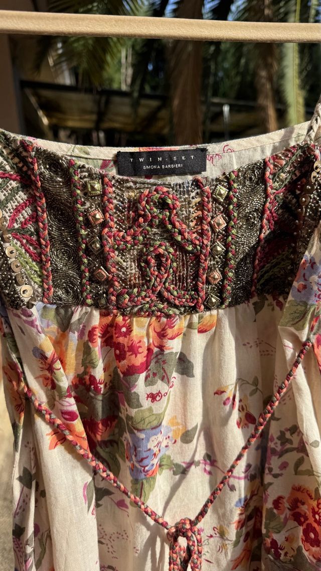 Conjunto Twin Set floral tamanho XS como novo