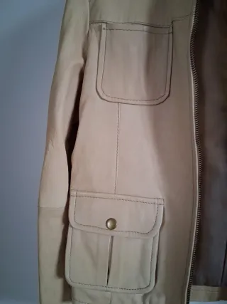 Cazadora mujer beige talla M