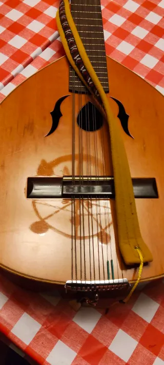 Laúd Real Musical con funda