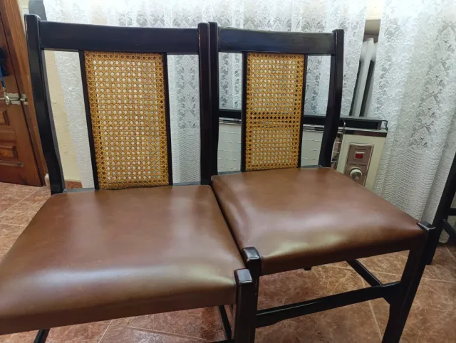 Mesa de comedor y 6 sillas