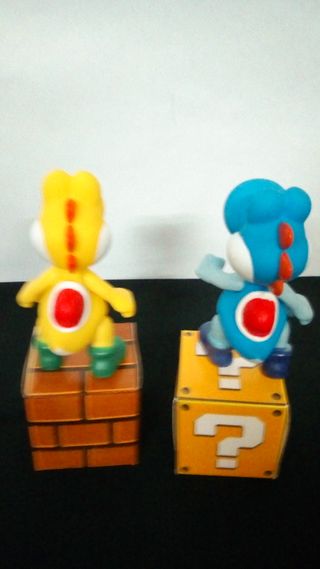 Set 2 Action Figure Yoshi