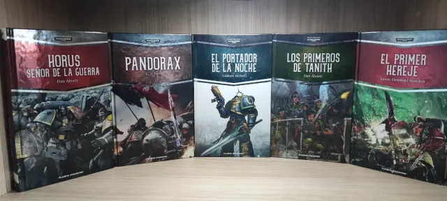 Colección Warhammer tapa dura Planeta deAgostini