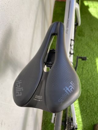 Megamo Raise 15 Carbono 105 Di2