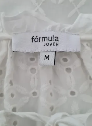 Blusa bordada Formula Joven, blanca talla 40