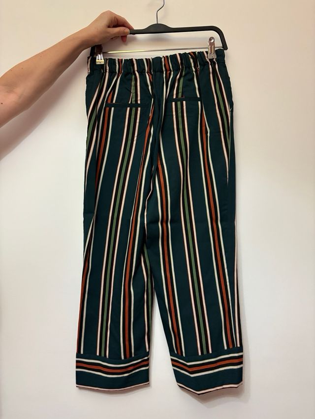 Pantalón de rayas ancho verde