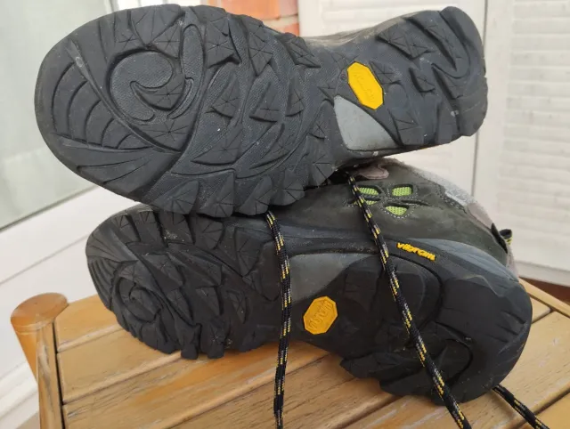 Botas de montaña Chiruca niña