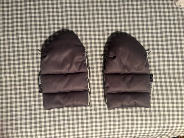 Guantes para sillita de paseo grises