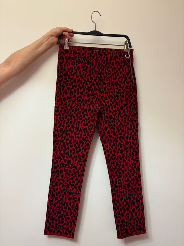 Pantalón estampado animal print