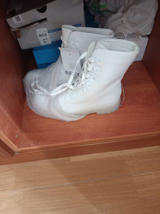 Botas blancas Inside talla 40 sin usar