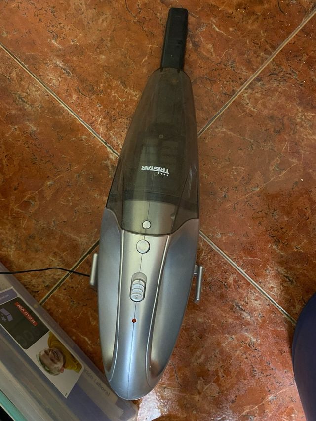 Aspiradora de mano Tristar