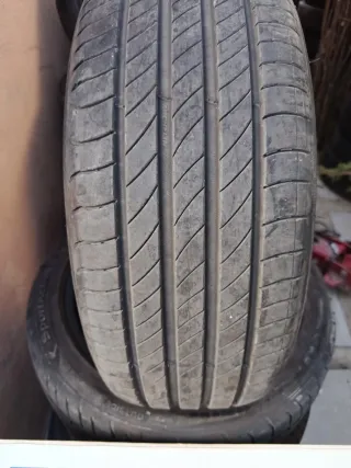 Neumático Michelin Primacy 4