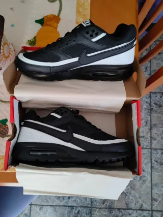Zapatillas Nike Air Max BW Negras y Blancas