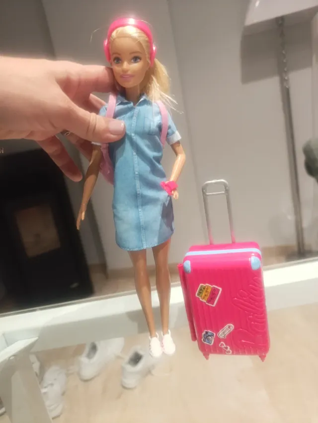 Barbie Viaje Maleta Accesorios
