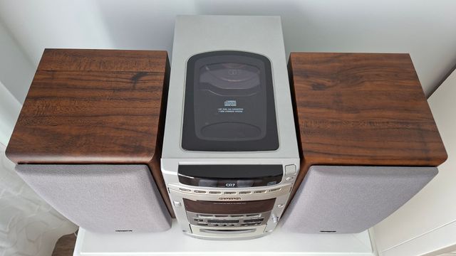 Minicadena Aiwa XR-M7 CD 7 discos Cassette
