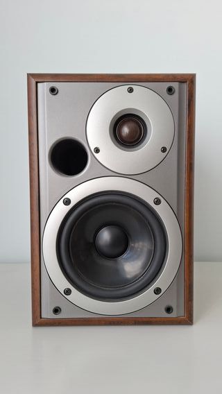 Minicadena Aiwa XR-M7 CD 7 discos Cassette