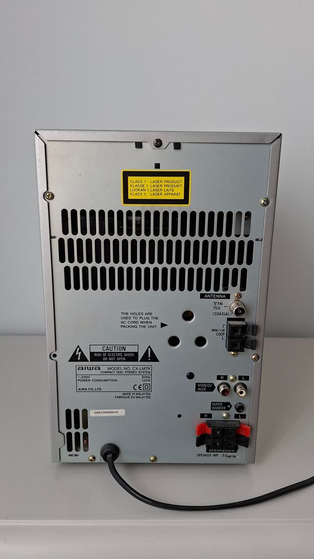 Minicadena Aiwa XR-M7 CD 7 discos Cassette