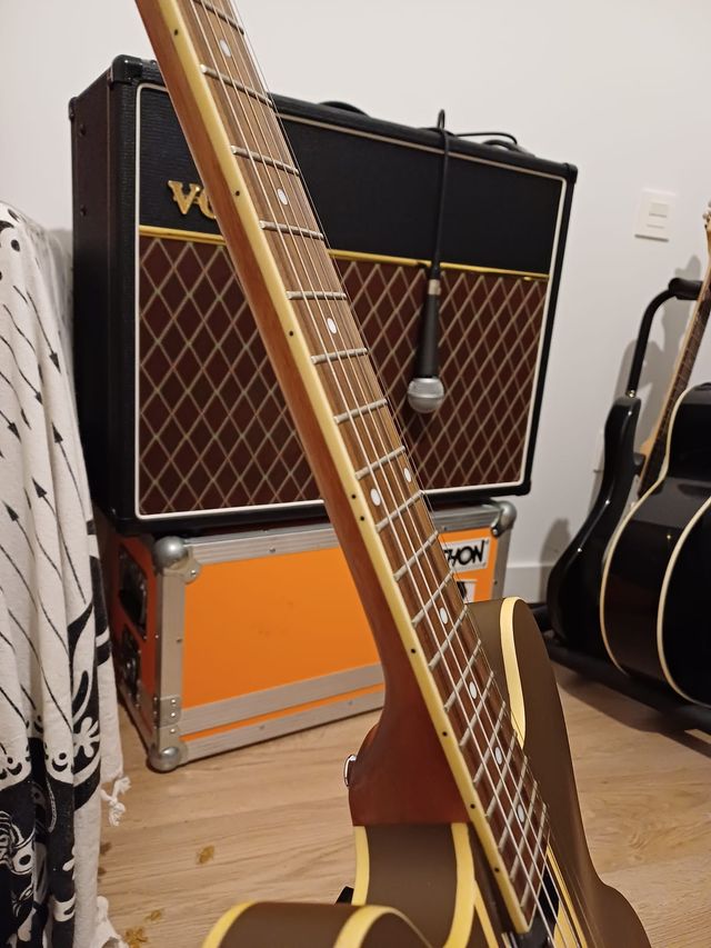 Guitarra Epiphone Tom DeLonge ES-333