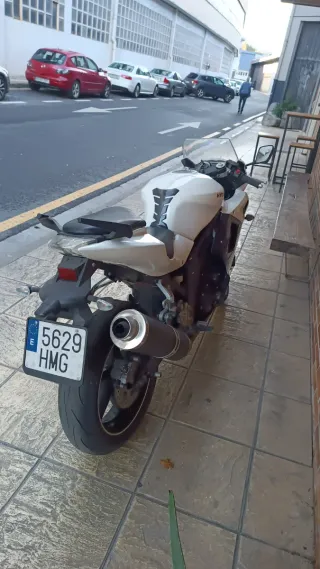 Hyosung GT650R Comet A2