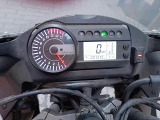 Hyosung GT650R Comet A2