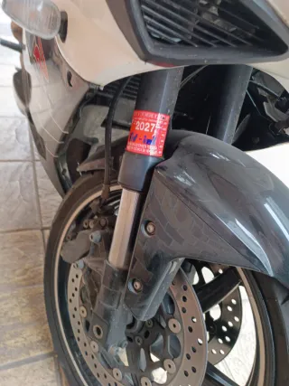 Hyosung GT650R Comet A2