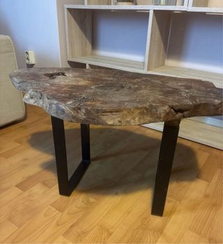 Mesa centro raíz encina madera y metal