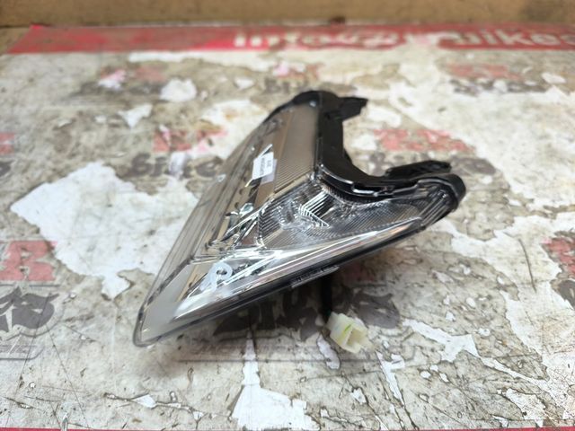 INTERMITENTE DELANTERO DERECHO KYMCO SUPERDINK 18