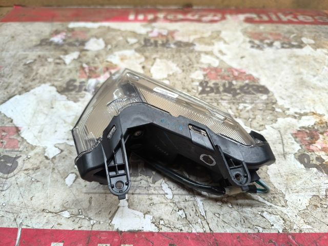 INTERMITENTE DELANTERO DERECHO KYMCO SUPERDINK 18