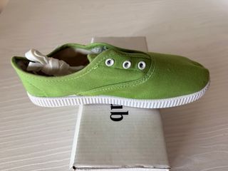 Zapatilla Lona Verde sin estrenar