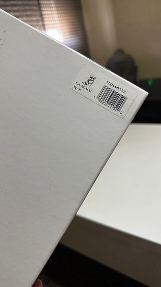 Botines Guess Tacón Aguja Hebillas Doradas