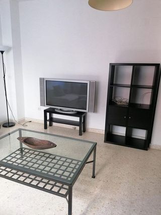 Piso en alquiler en Colores - Entreparques en Sevilla