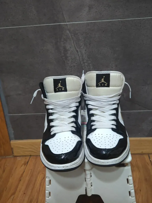 Jordan 1 Retro High OG