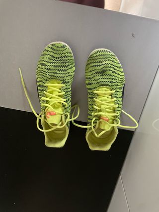 Zapatillas Puma Clavos Running Talla 35