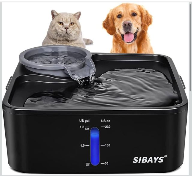 Fuente de agua perros y gatos NUEVO SIN USAR