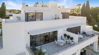 Dúplex en alquiler en Lomas de Marbella Club - Puente Romano en Marbella