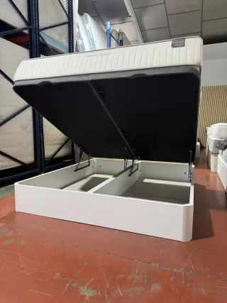 Canapé y colchón 180x200 KING SIze Exposición!!!